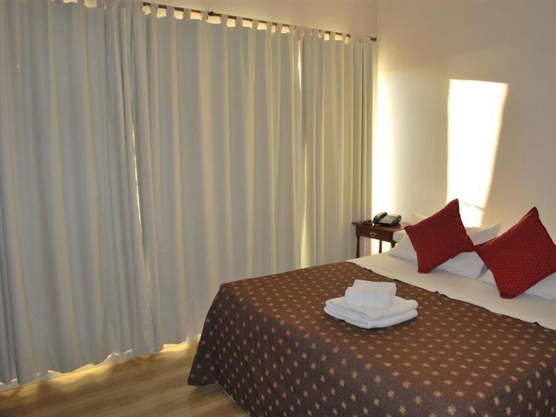 Hotel Gran Madryn Puerto Madryn Bagian luar foto
