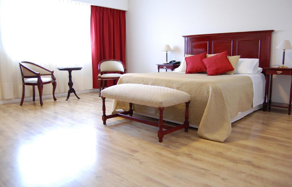 Hotel Gran Madryn Puerto Madryn Bagian luar foto